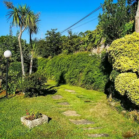 Con Piscina Y 2000 M De Jardin Dom wakacyjny *